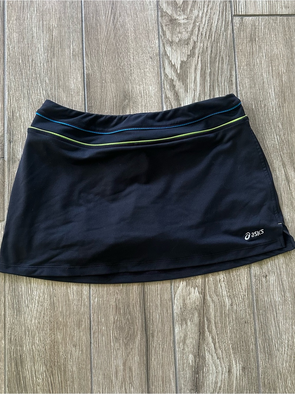 Asics Black Skirt with Blue and Lime Trim size Medium